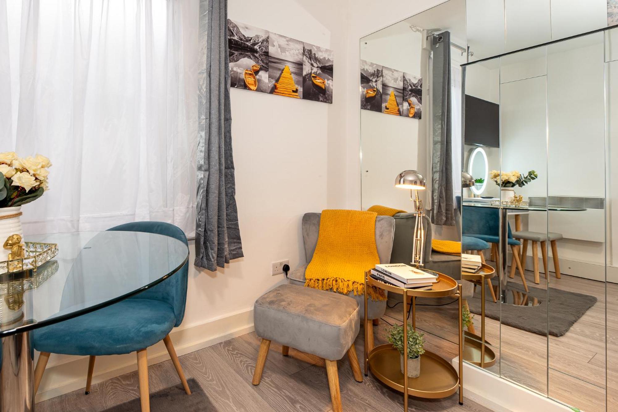 Chic Studio Apartment, Bus 18 To Euston In 30 Min. Londra Exterior foto