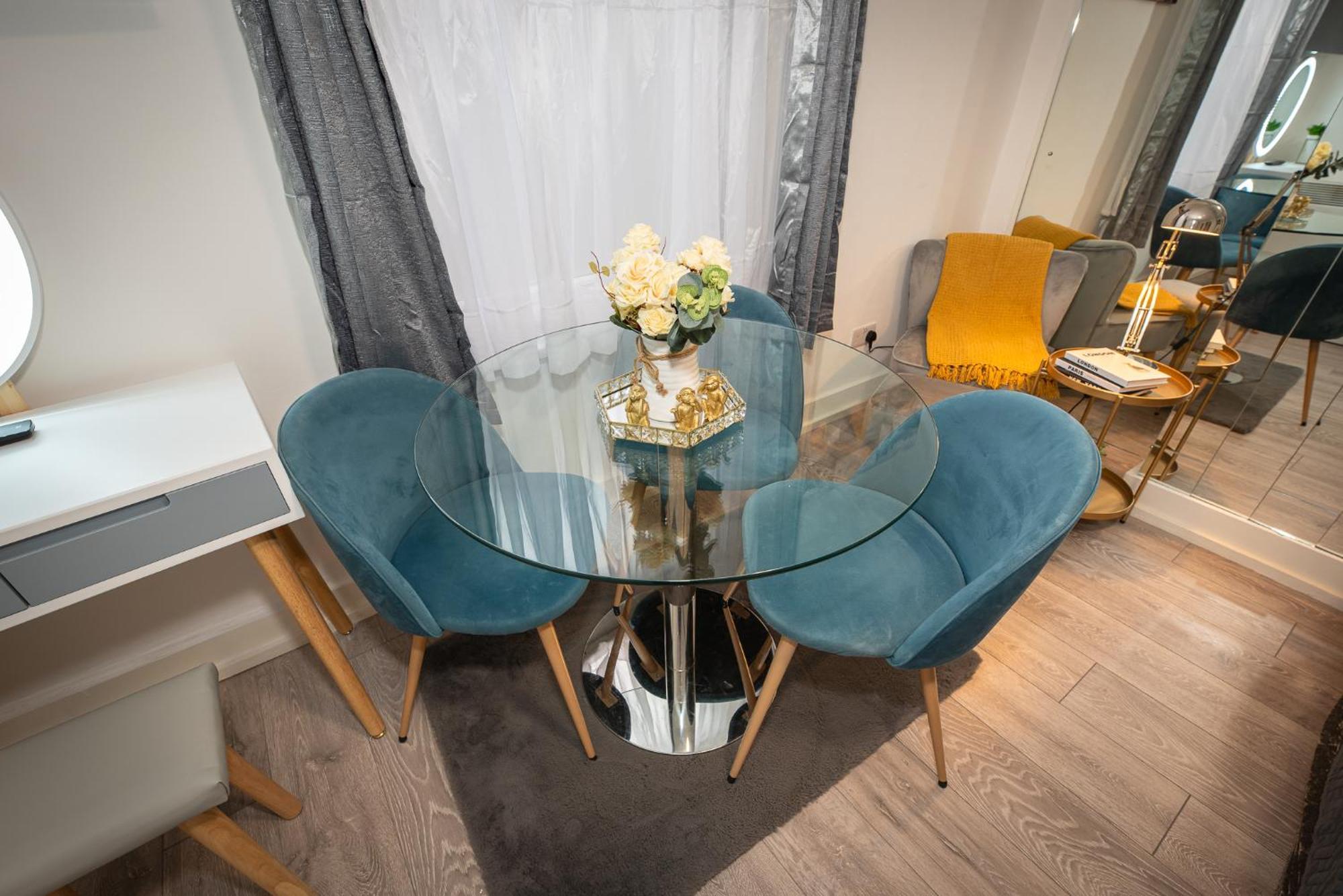 Chic Studio Apartment, Bus 18 To Euston In 30 Min. Londra Exterior foto